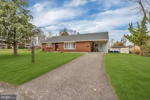 783 4th St, Woodbury Heights, NJ 08097