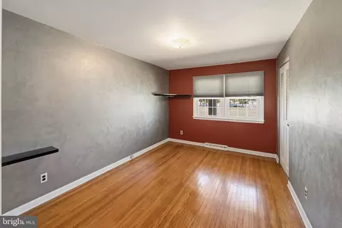 Living - 413 Columbia Ave, Pitman, NJ 08071 photo 5 of 5