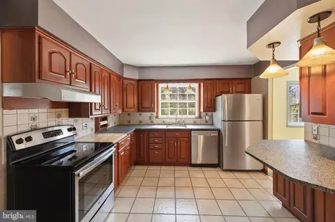 Kitchen - 413 Columbia Ave, Pitman, NJ 08071 photo 2 of 4