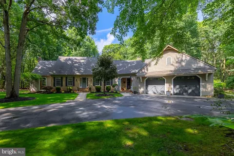 11 St Johns Ln, Mullica Hill, NJ 08062