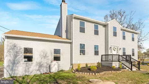 Exterior - 78 W Tomlin Station Rd, Mickleton, NJ 08056 photo 3 of 4