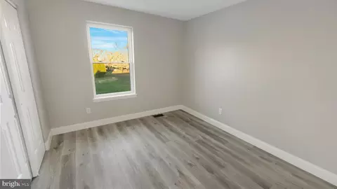 Entry Way - 78 W Tomlin Station Rd, Mickleton, NJ 08056 photo 7 of 9