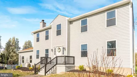 Exterior - 78 W Tomlin Station Rd, Mickleton, NJ 08056 photo 2 of 4