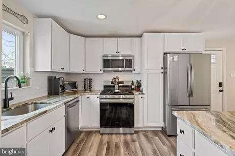 Kitchen - 215 Boulevard Ave, Pitman, NJ 08071 photo 3 of 3