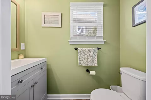 Bath - 215 Boulevard Ave, Pitman, NJ 08071 photo 1 of 2