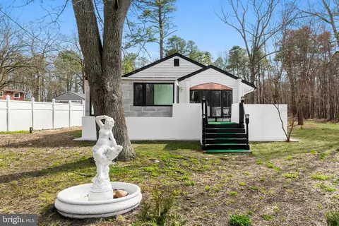 1404 8th Ave, Williamstown, NJ 08094