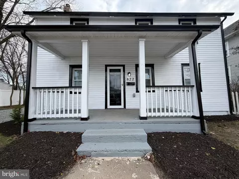 622 W Broad St, Gibbstown, NJ 08027