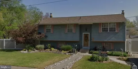 201 Princeton Ave, National Park, NJ 08063