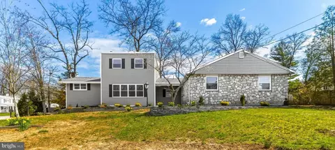 451 Alcyon Blvd, Pitman, NJ 08071