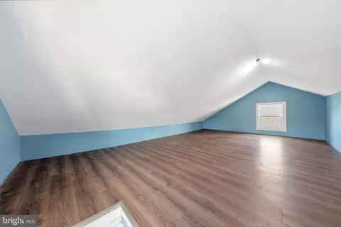 Entry Way - 347 Harding Ct, Pitman, NJ 08071 photo 7 of 7