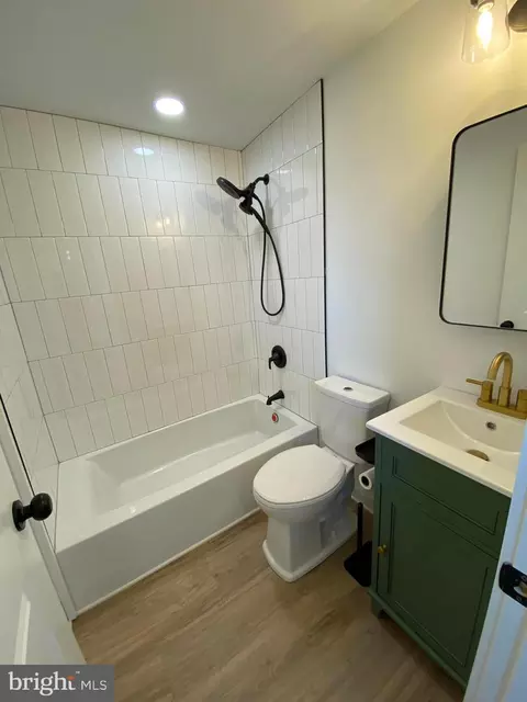 Bath - 105 3rd Ave, Pitman, NJ 08071 photo 7 of 9