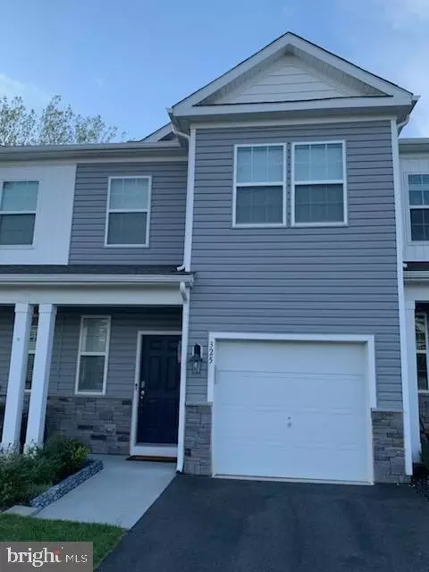 325 Mazzeo Dr, Glassboro, NJ 08028