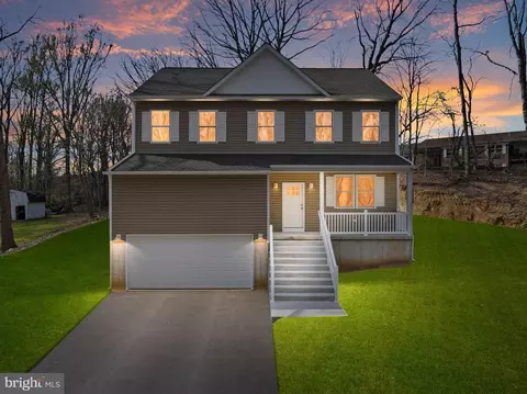 48 Farrier Ave, Blackwood, NJ 08012