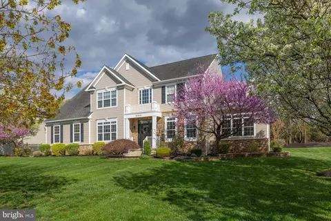 Exterior - 808 Derius Dr, Mickleton, NJ 08056 photo 3 of 8