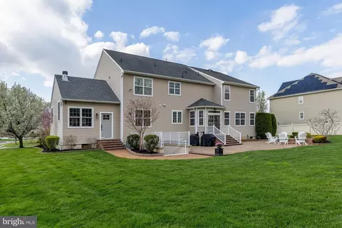 Exterior - 808 Derius Dr, Mickleton, NJ 08056 photo 5 of 8