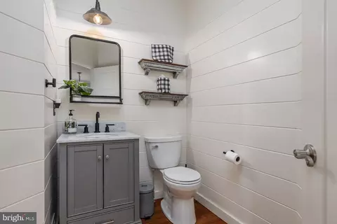 Bath - 808 Derius Dr, Mickleton, NJ 08056 photo 1 of 6