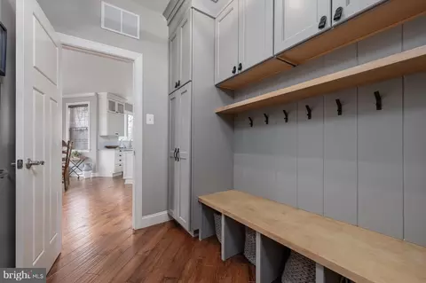 Entry Way - 808 Derius Dr, Mickleton, NJ 08056 photo 10 of 13