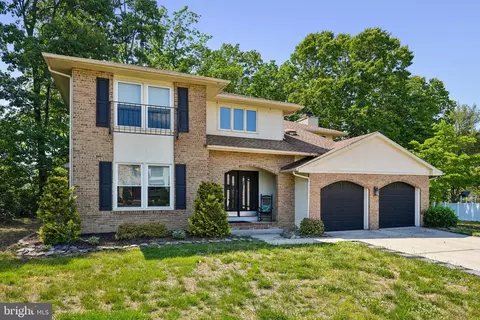 19 Peak Pl, Sewell, NJ 08080