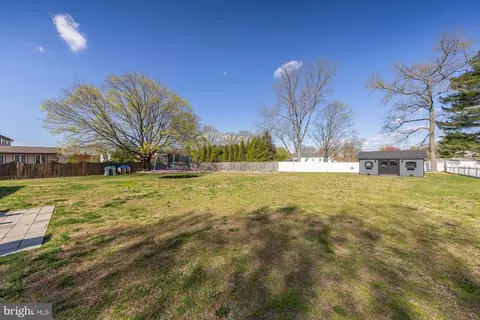 Exterior - 427 Birch Dr, Mickleton, NJ 08056 photo 7 of 10