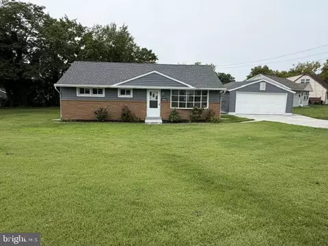 1049 Cooper St, Deptford, NJ 08096