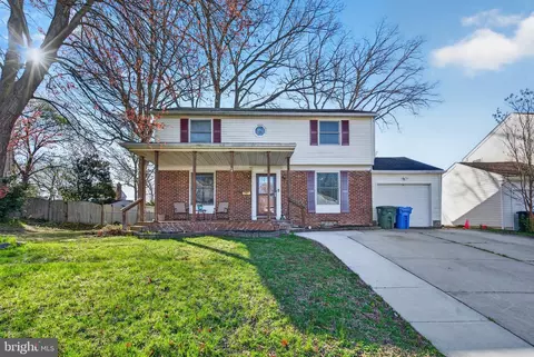 106 Lakeside Dr, Glassboro, NJ 08028