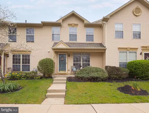 18 Woodbrook Dr, Mantua, NJ 08051