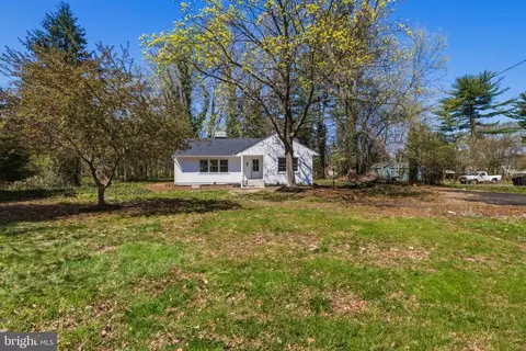 1256 Hurffville Rd, Woodbury, NJ 08096