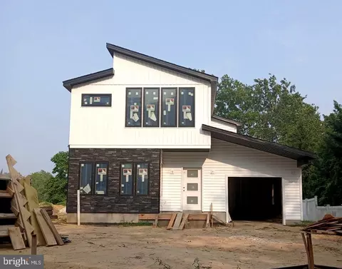 220 S Jefferson Ave, National Park, NJ 08063