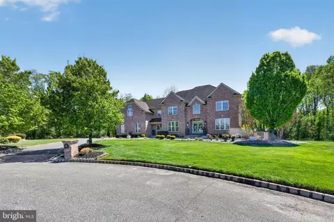 233 Glen Haven Ct, Swedesboro, NJ 08085