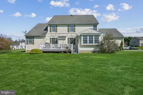Exterior - 51 Forage Dr, Mickleton, NJ 08056 photo 2 of 4