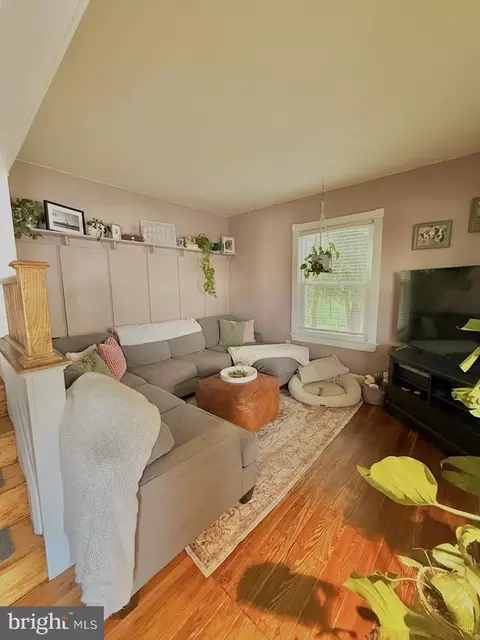 Living - 65 Arbutus Ave, Pitman, NJ 08071 photo 1 of 1