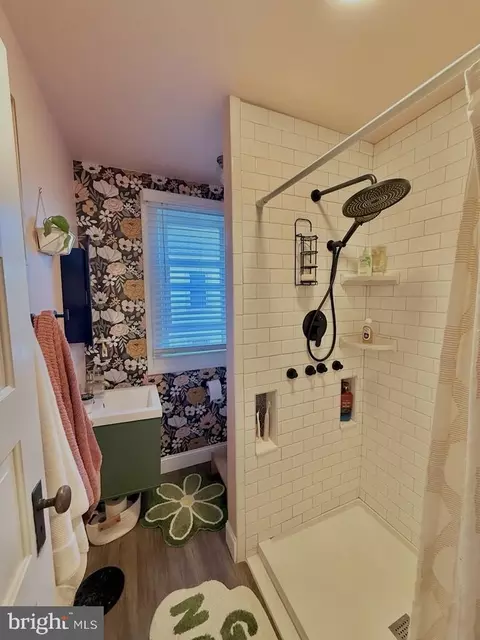 Bath - 65 Arbutus Ave, Pitman, NJ 08071 photo 3 of 4