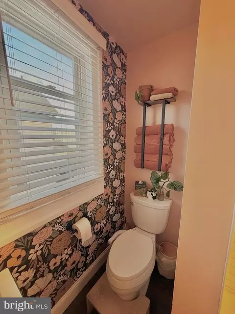 Bath - 65 Arbutus Ave, Pitman, NJ 08071 photo 4 of 4