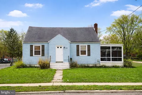 228 E New St E, Glassboro, NJ 08028