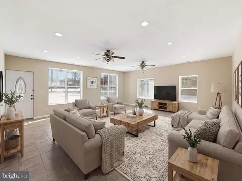 1260 Hurffville, Deptford, NJ 08096