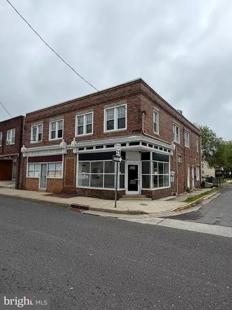 915 N 917 N Delaware St, Paulsboro, NJ 08066