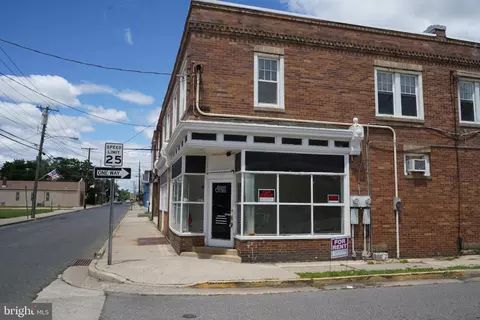 915 N 917 N Delaware St, Paulsboro, NJ 08066