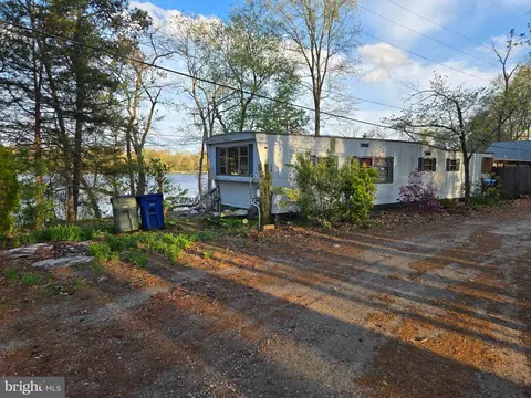 575 Holly Dr, Franklinville, NJ 08322