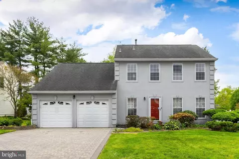 27 Trapper Rd, Sewell, NJ 08080