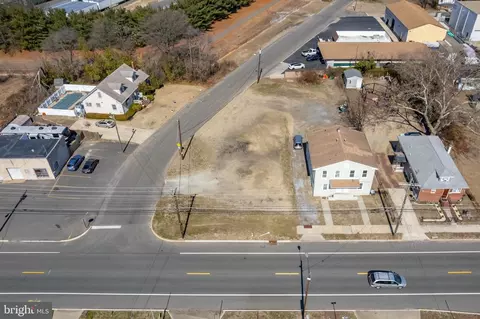 459 W Broad St, Paulsboro, NJ 08066