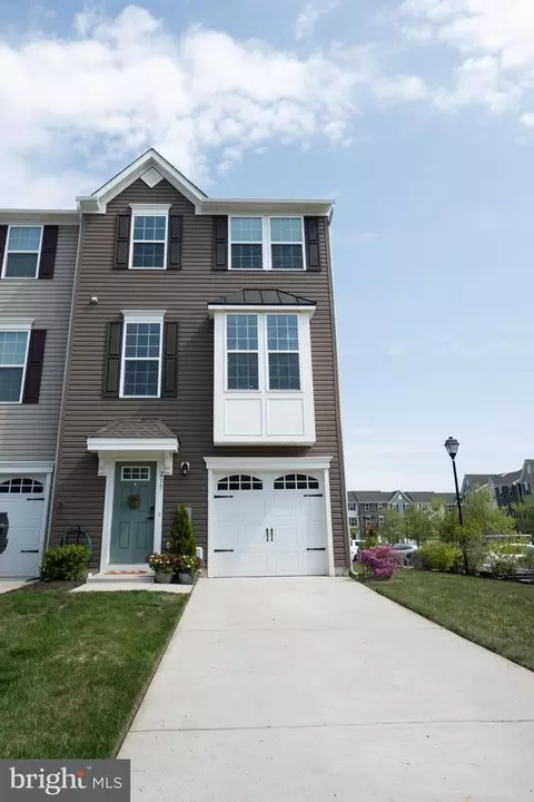 215 Dalton Dr, Woolwich Township, NJ 08085