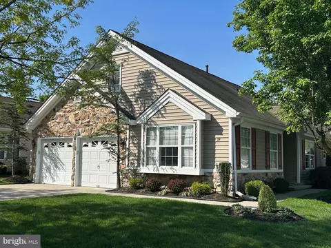 29 Autumn Ln, Sewell, NJ 08080