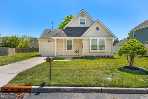 20 Fox Ln, Swedesboro, NJ 08085