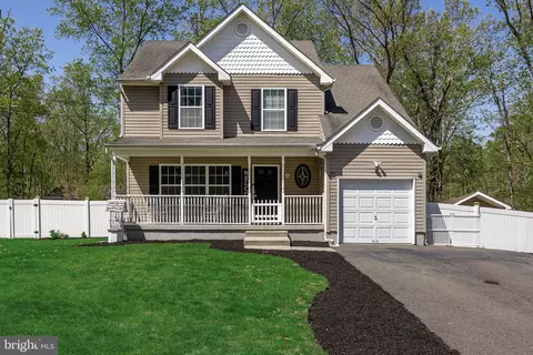 1459 14th Ave, Williamstown, NJ 08094