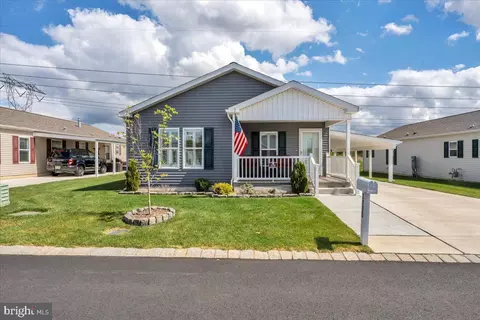 2230 Monmouth Ln, Williamstown, NJ 08094
