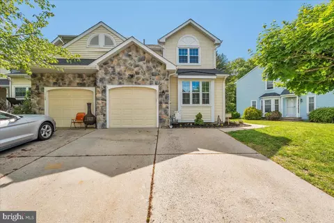 1151 Glen Haven Ct, Williamstown, NJ 08094