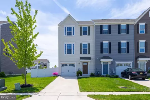 110 Dalton Dr, Woolwich Township, NJ 08085