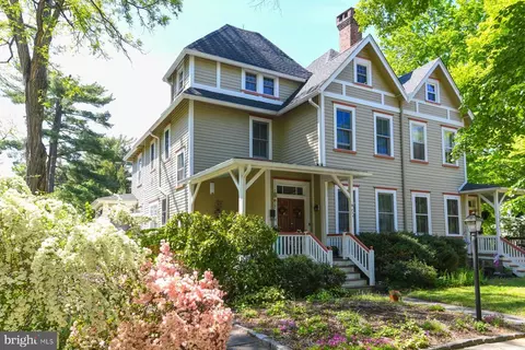 204 E Willow St, Wenonah, NJ 08090