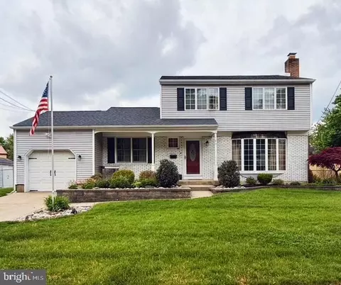 180 Ward Ln, Williamstown, NJ 08094