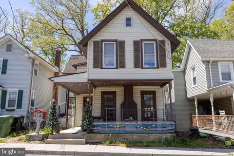 Exterior - 116 West Ave, Pitman, NJ 08071 photo 2 of 5